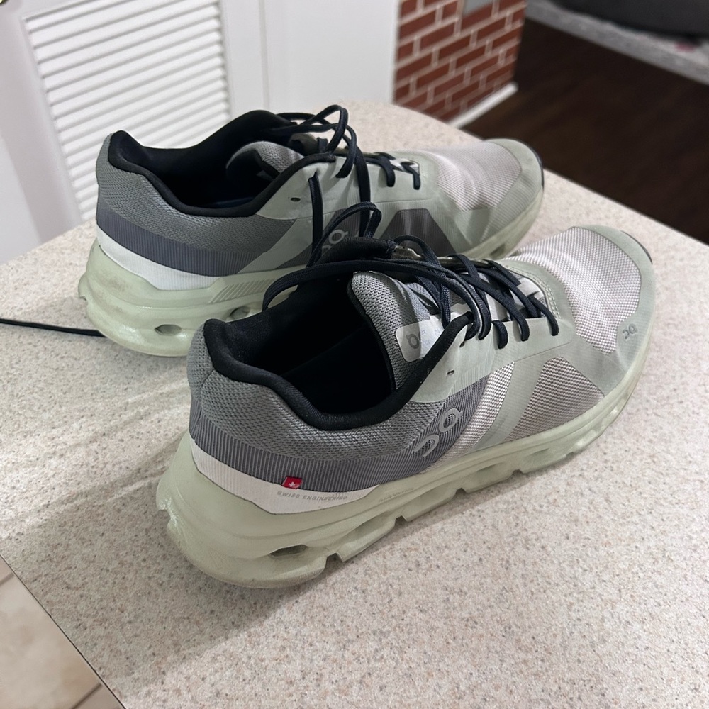 On Running Sneakers